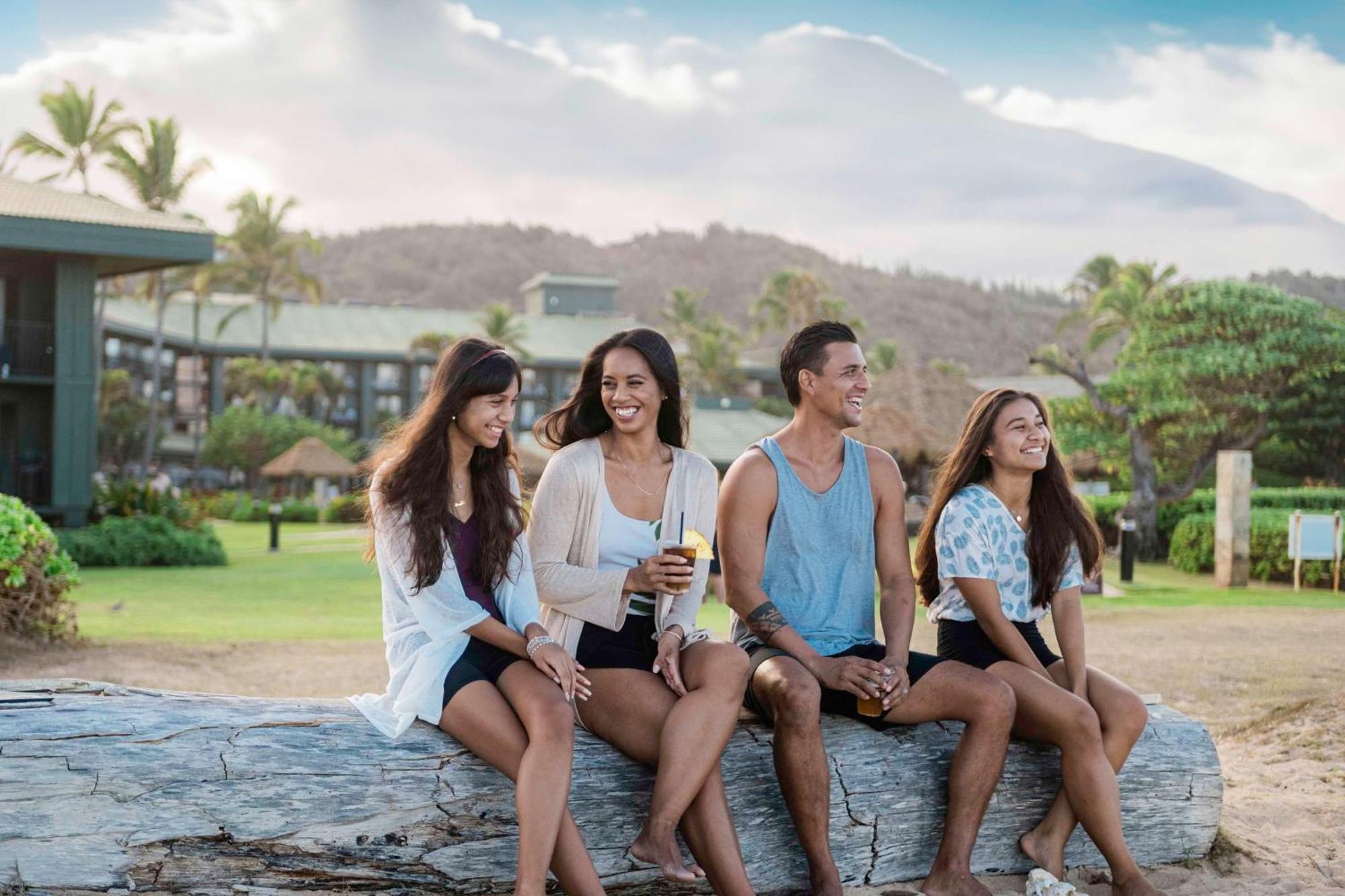 Outrigger Kaua'i & 4*