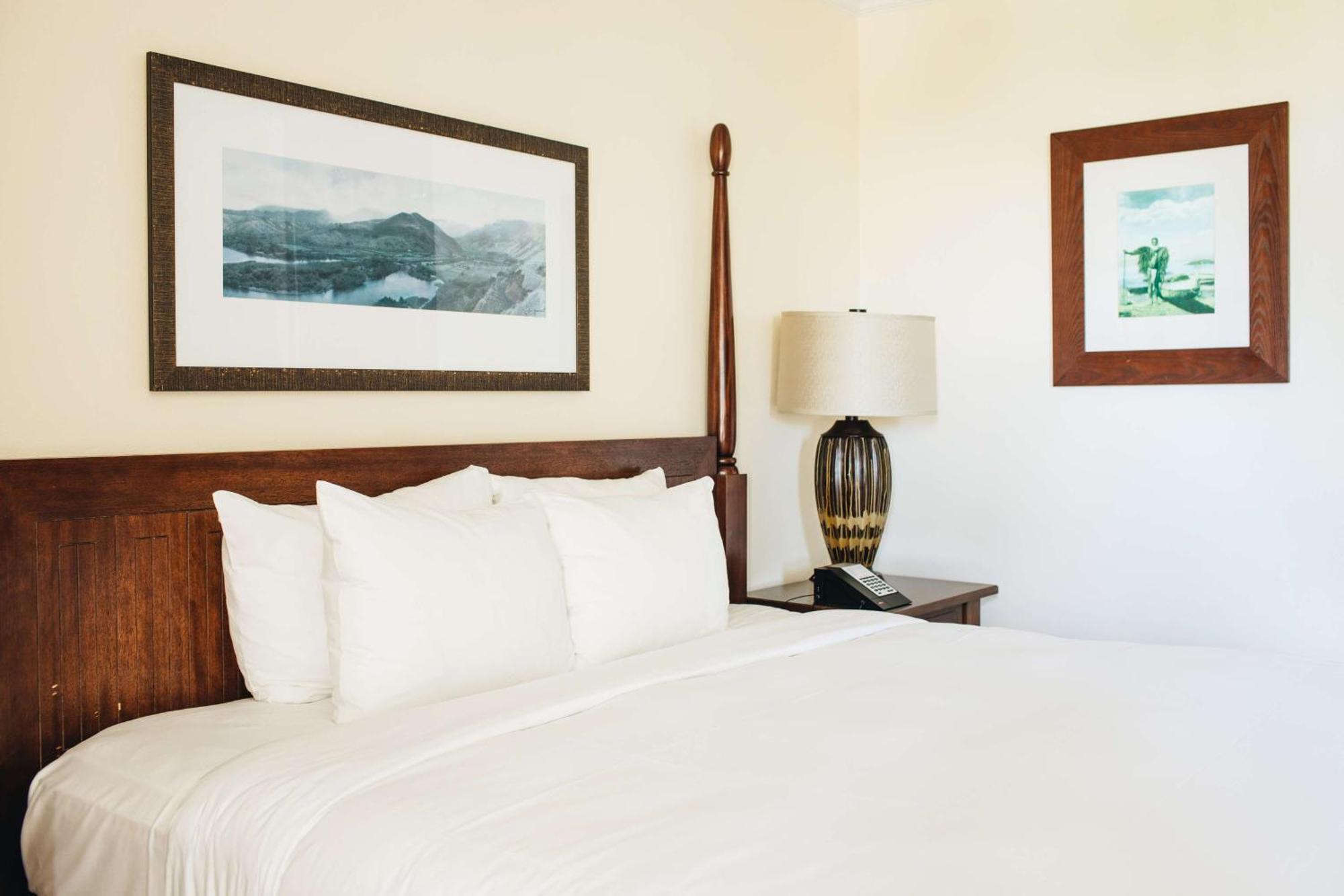 Outrigger Kaua'i & Resort Lihue