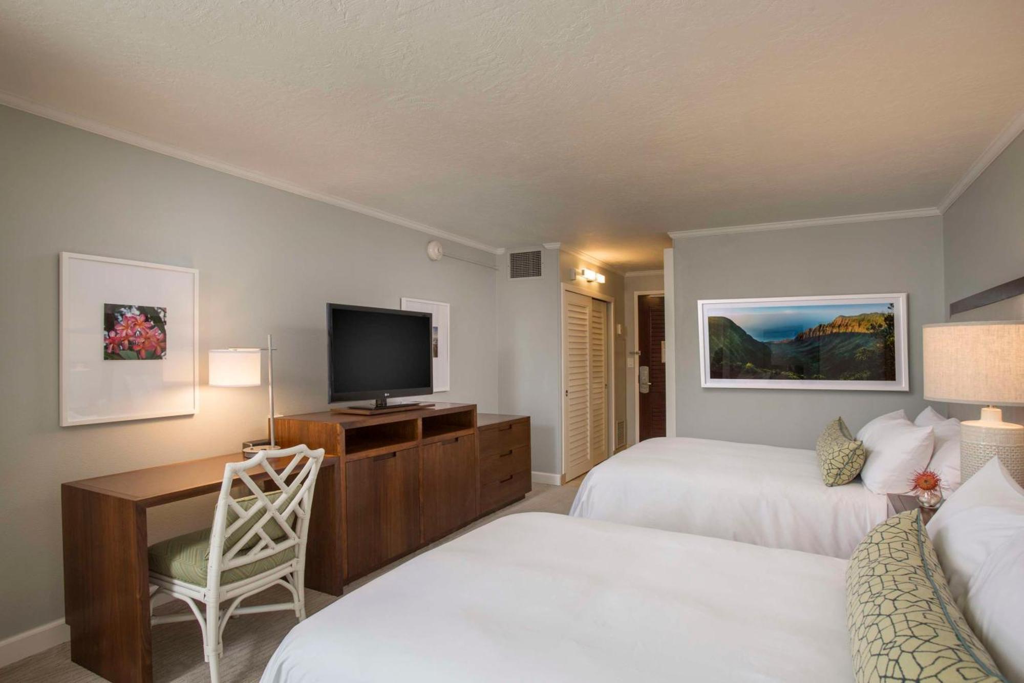 Outrigger Kaua'i & 4*